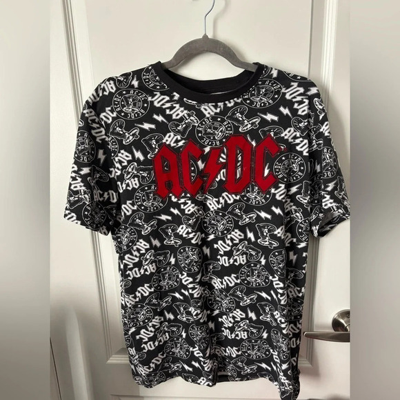 Official Merch | AC/DC Black & White T-Shirt | Size M - Picture 2 of 6
